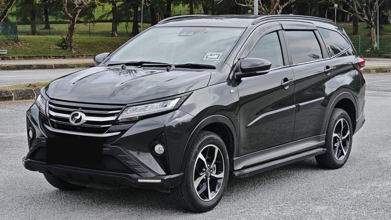 Perodua Aruz seven-seater SUV rental car